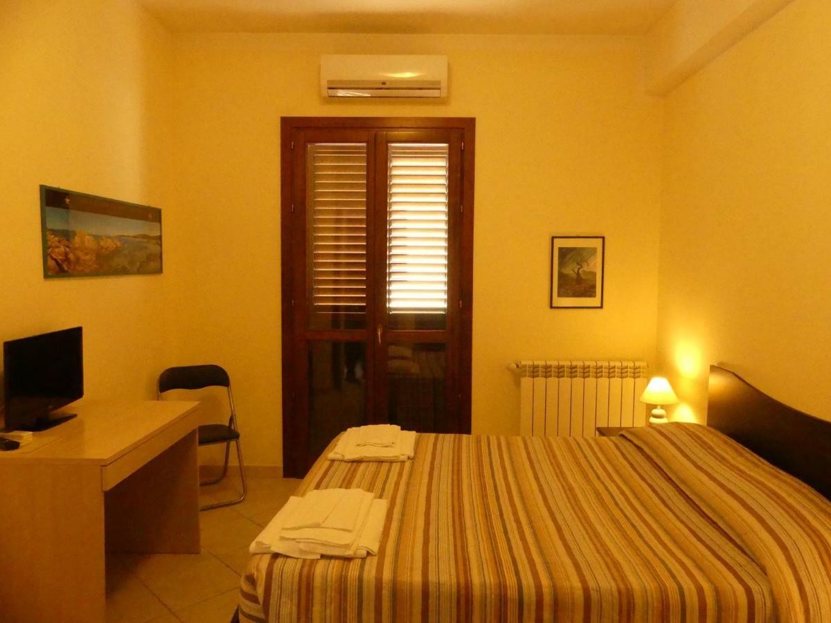 Beb 2000 Hotel Sassari Eksteriør billede