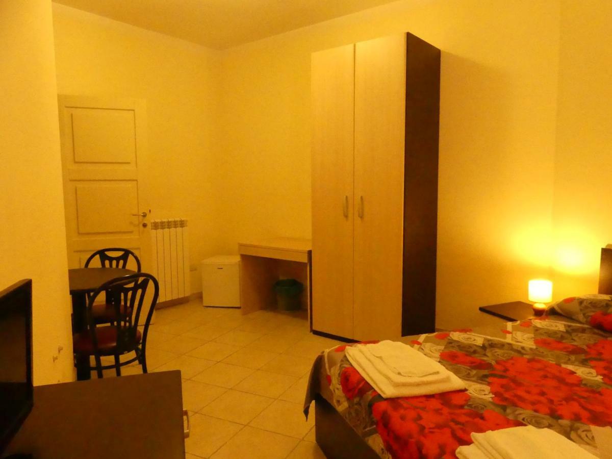 Beb 2000 Hotel Sassari Eksteriør billede